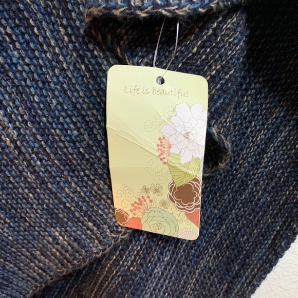 NWT cozy knit poncho - Picture 2 of 3